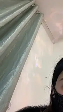 zhizhinaigai's cam snapshot