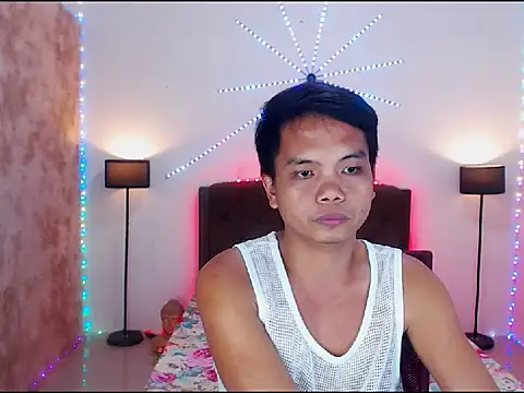 XExtraServiceManX live sex cam