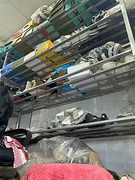 Tina_995 live sex cam