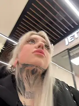 Chiibi's cam snapshot