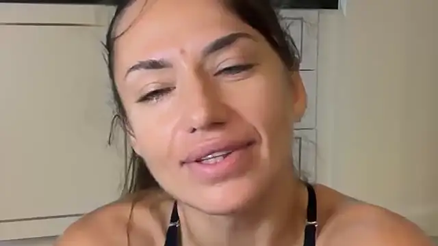 Roriann's cam snapshot