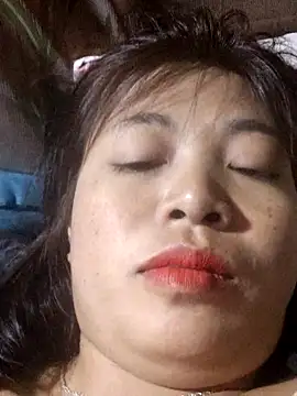 miumiu_sexy2x's cam snapshot