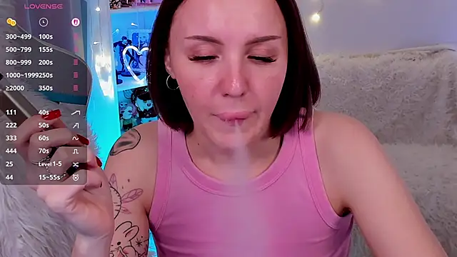 LianaFord's cam snapshot