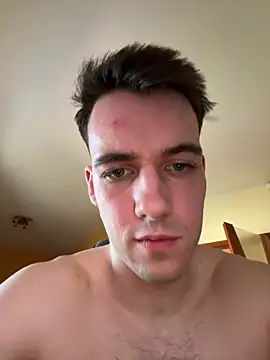 Raveman live sex cam