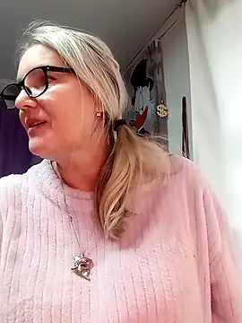 irinamaux live sex cam