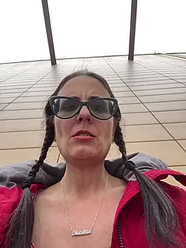 NataKitten live sex cam