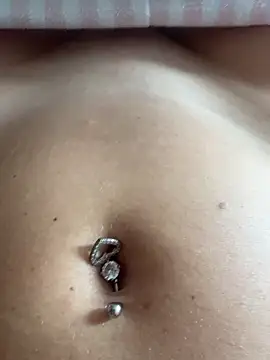 Rubia_divina7's cam snapshot