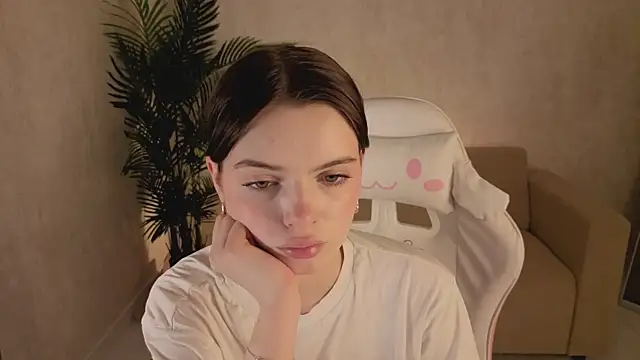 Ellya_me live sex cam