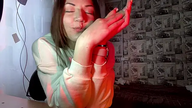 JuliaCurletteye's cam snapshot