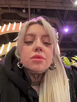 Chiibi's cam snapshot