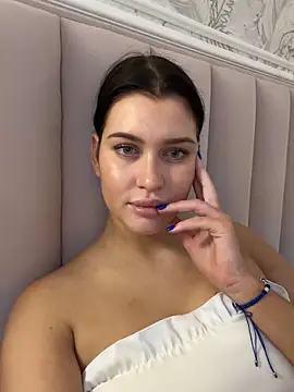 KikiWatson's cam snapshot