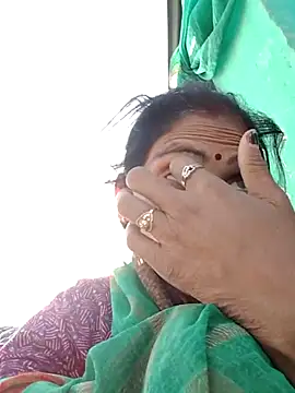 H_seema's cam snapshot