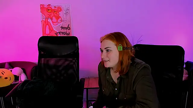 casey_meow_'s cam snapshot