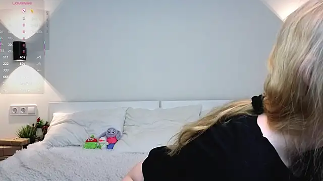 GhisllaineWestler's cam snapshot