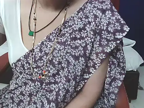 sunitha-3's cam snapshot