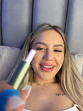 alisa_w's cam snapshot