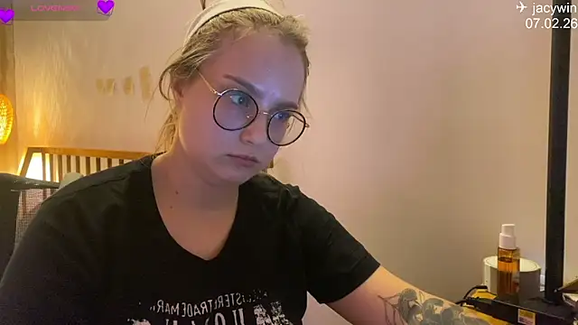 JacyWinslat's cam snapshot