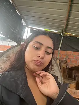 Valentinne_z live sex cam