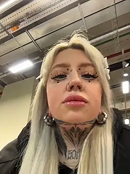 Chiibi's cam snapshot