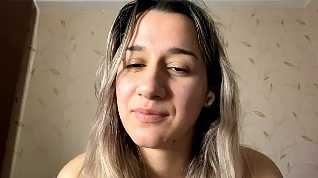 MaryBennetts's cam snapshot