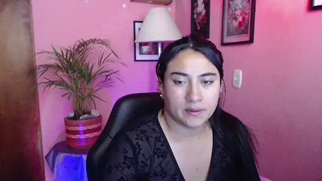 bunnyemilyrose36 live sex cam