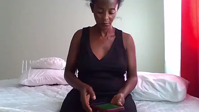 sweets_80's cam snapshot