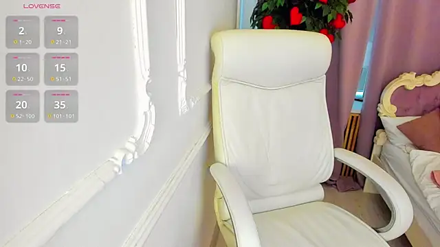 Lily_Marlin live sex cam