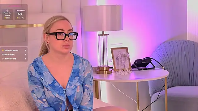 NicoleRays's cam snapshot