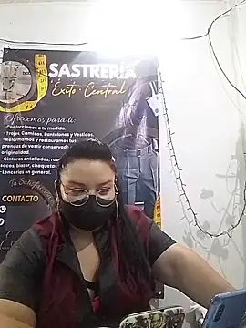 MyhixelAdanMhanzy's cam snapshot