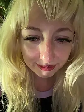 RonnieKiss's cam snapshot