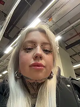 Chiibi's cam snapshot