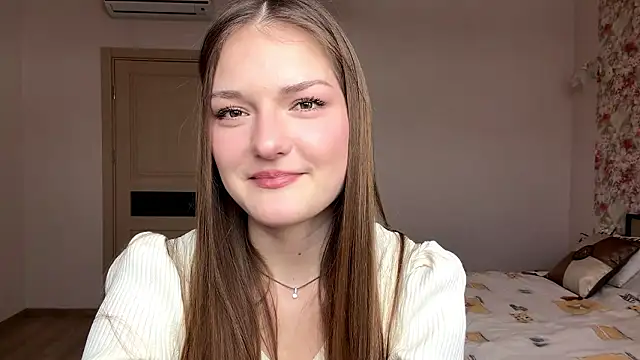 Milayouknow's cam snapshot