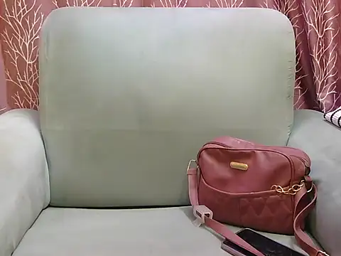 Its-Kavya's cam snapshot