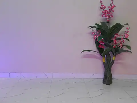 Saanvi_01's cam snapshot