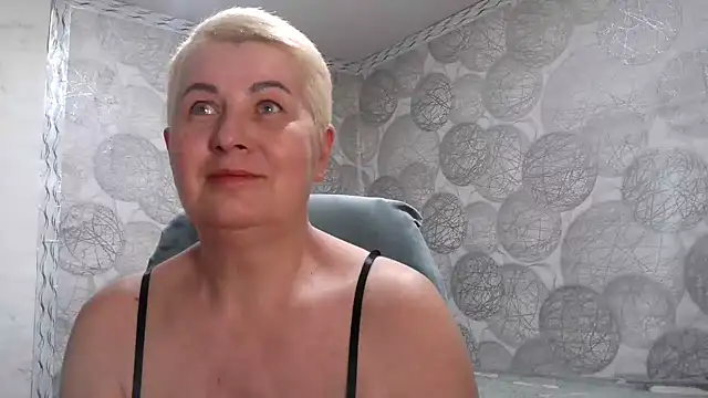 NicoleOlla's cam snapshot