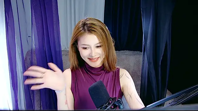 Yunny-888 live sex cam