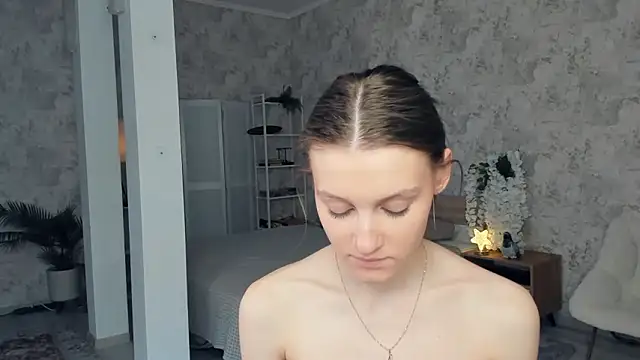 LianneBynon's cam snapshot