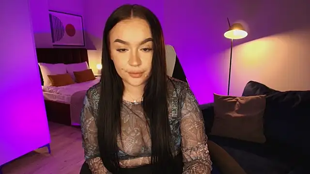 tinafox_'s cam snapshot