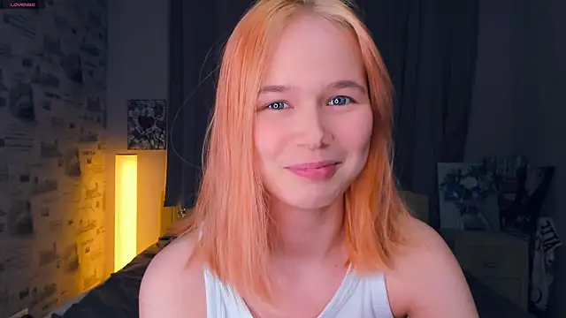 OwlLynn's cam snapshot