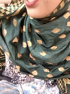 Indian-Aleena's cam snapshot