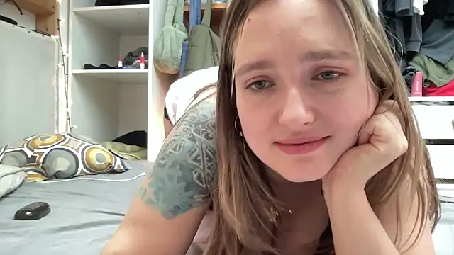 MyMegann's cam snapshot