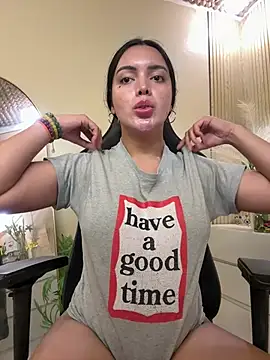 TS-SimplyTheBest live sex cam