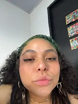 PrincessLauren420 live sex cam