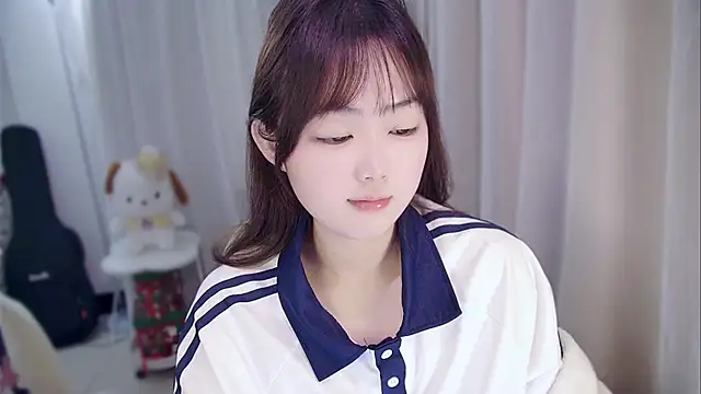 YUANYUAN-A live sex cam