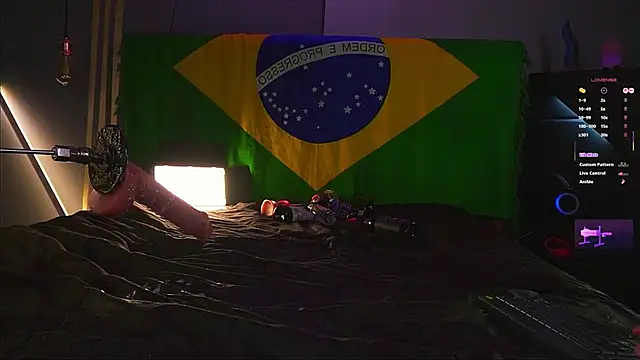 samuel_boy_tatoo live sex cam