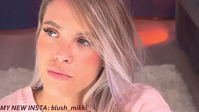 mikkixmeow live sex cam