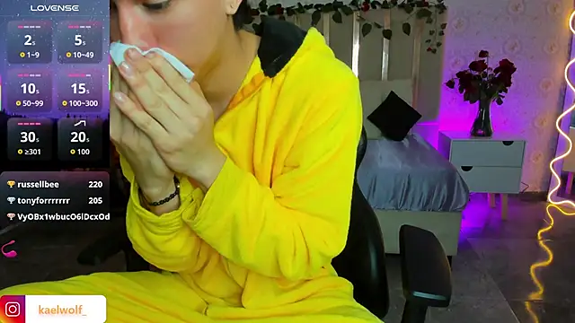 kaelwolf_tay live sex cam