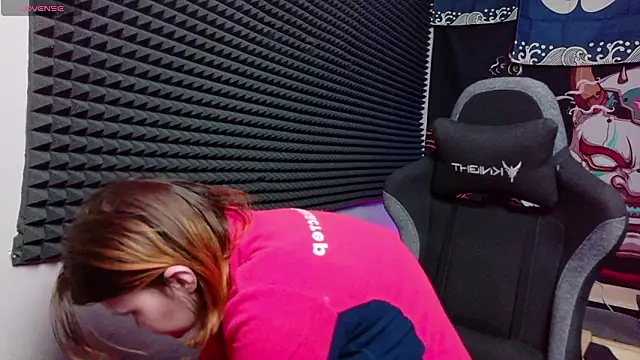 Nora_lovvvv live sex cam