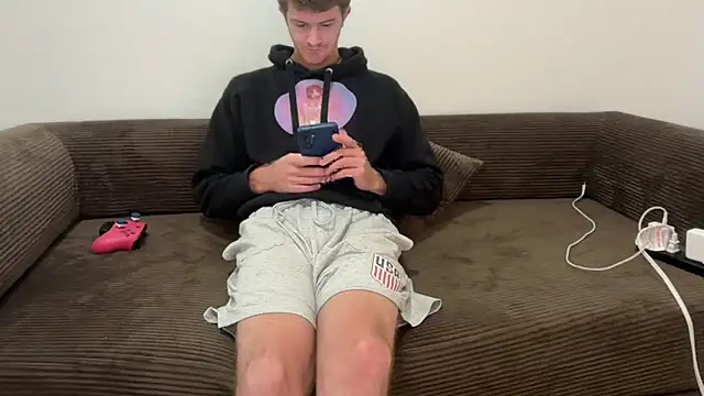 greekmythics's cam snapshot