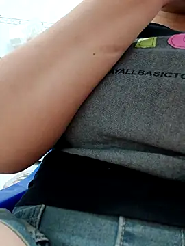 _Babyrose_'s cam snapshot